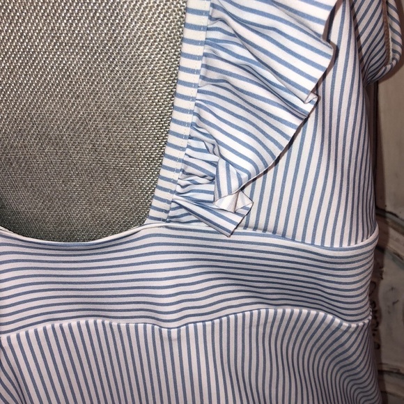 NWT H&M Padded Maillots De Bain Rembourre’ Stripe and Ruffle One Piece Swimsuit - Picture 6 of 10